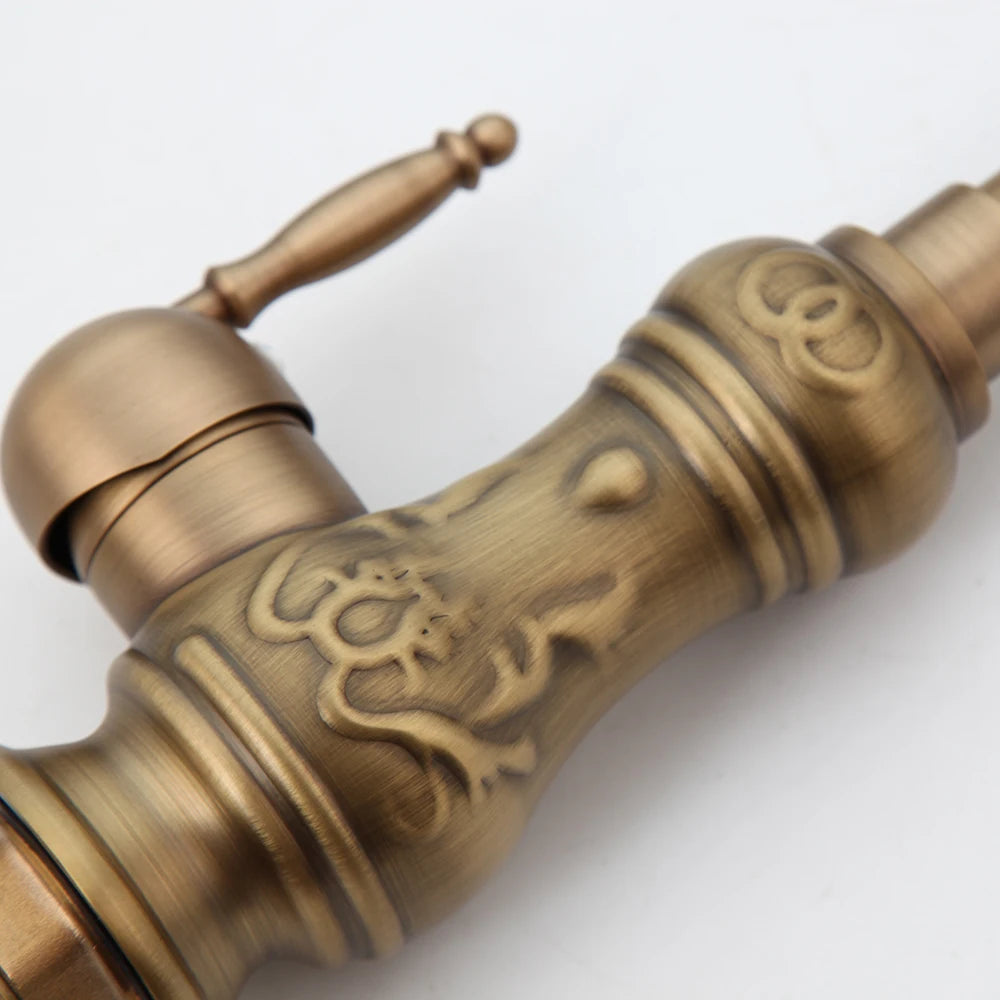 Antique Brass Kitchen Sink Faucet with Pull-Down Sprayer – Hot & Cold, Single Handle