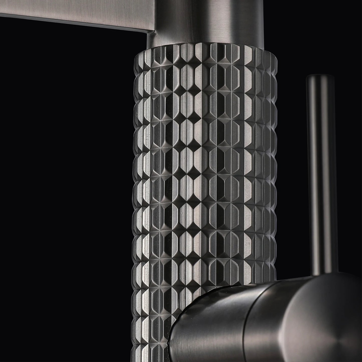 Aitana Black Brass Pull-Out Kitchen Faucet – Hot & Cold, Single Handle