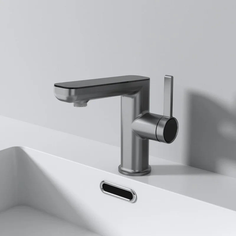 Elegant Zinc Alloy Bathroom Sink Faucet – Hot & Cold, Single Hole